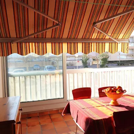 T2 Avec Terrasse Et Parking A 350m De La Plage, Proche Commerces. - Fr-1-307-217 Apartment