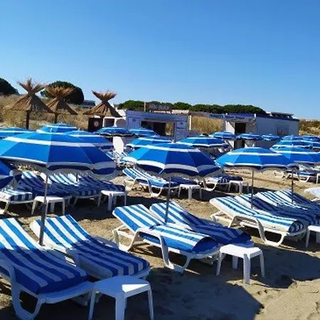 T2 Avec Terrasse Et Parking A 350m De La Plage, Proche Commerces. - Fr-1-307-217 르그로뒤후아